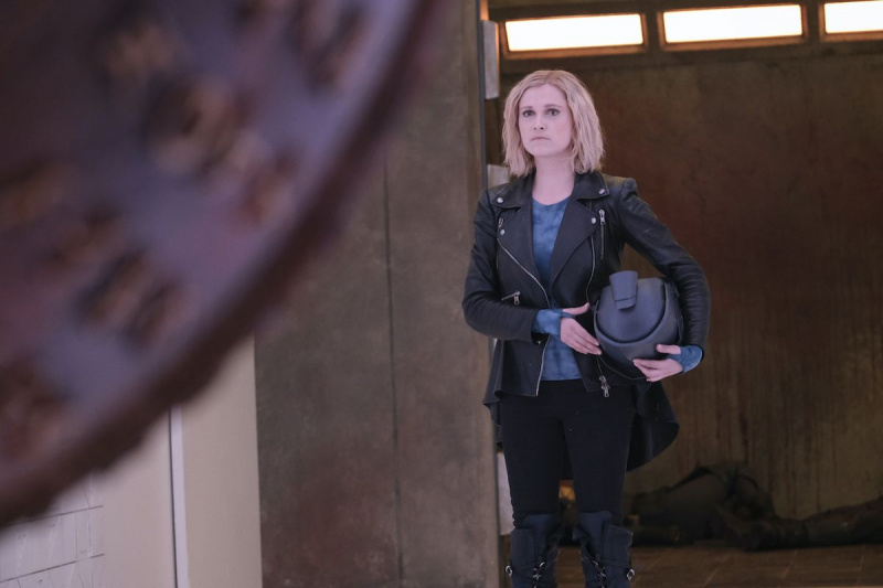 The 100 The Last War Series Finale Eliza Taylor