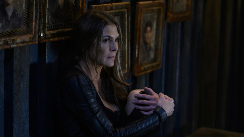 'The 100' Star Paige Turco reflexiona sobre la vida y la muerte de Abby Griffin