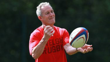 Rob Howley a fost trimis acasă din cantonamentul de la Cupa Mondială de Rugby din Țara Galilor pe 16 septembrie