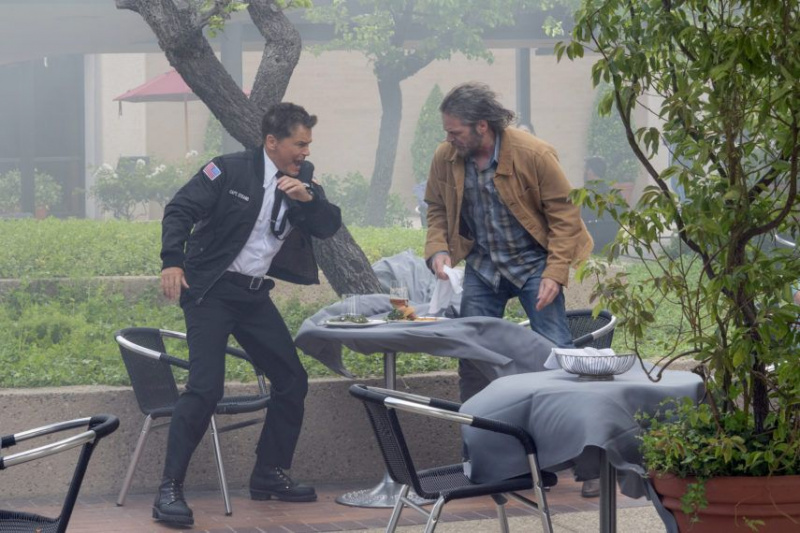 911 Lone Star Сезон 2 Финал Оуен Били Бърк Роб Лоу