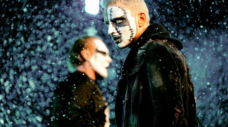 Darby Allin ricrea l'ingresso alla classica zip line di Sting su 'AEW Dynamite'