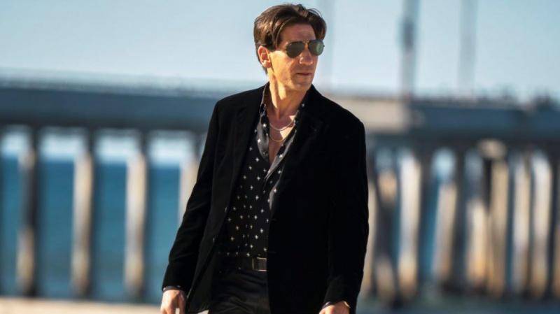 Showtime вдига серията „American Gigolo“ с Джон Бернтал