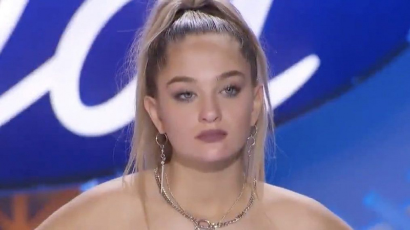 Claudia Conway klausymai „Naujajam„ American Idol “sezonui“ (VIDEO)