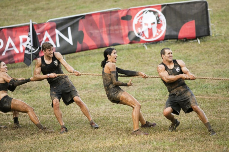 Ar amerikiečių „Ninja Warrior“ veterinarai gali išgyventi „Spartan“? (VIDEO)