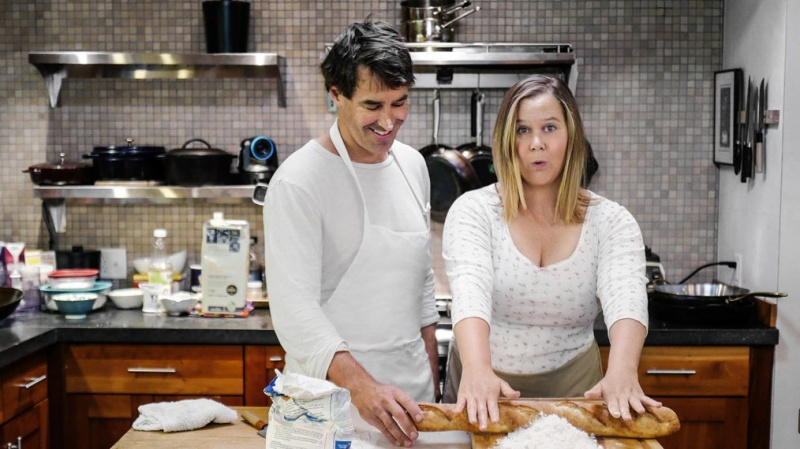 « Amy Schumer apprend à cuisiner » : à faire et à ne pas faire en cuisine d'Amy et Chris