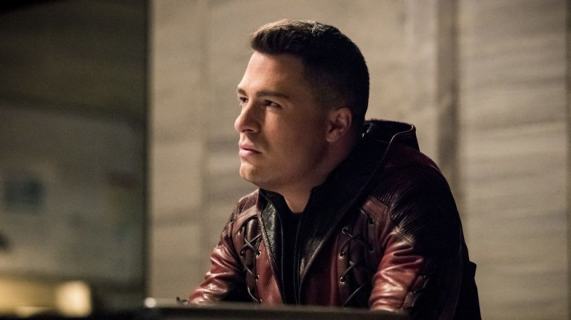 „Arrow“: Coltonas Haynesas negrįžo kaip įprastas serialas finaliniame sezone