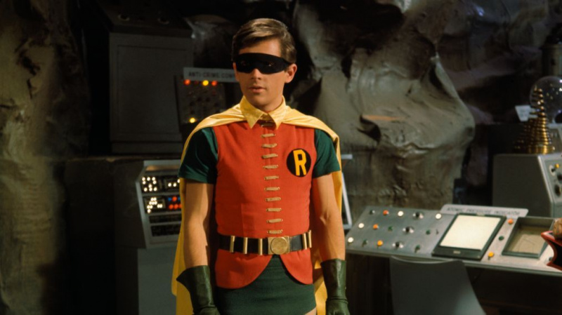 Arrowverse Crossover lägger till Burt Ward, original Robin från 60-talets Batman