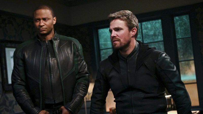 Temporada final de 'Arrow': um grande final, referências ao Batman, 'crise', spinoff e muito mais