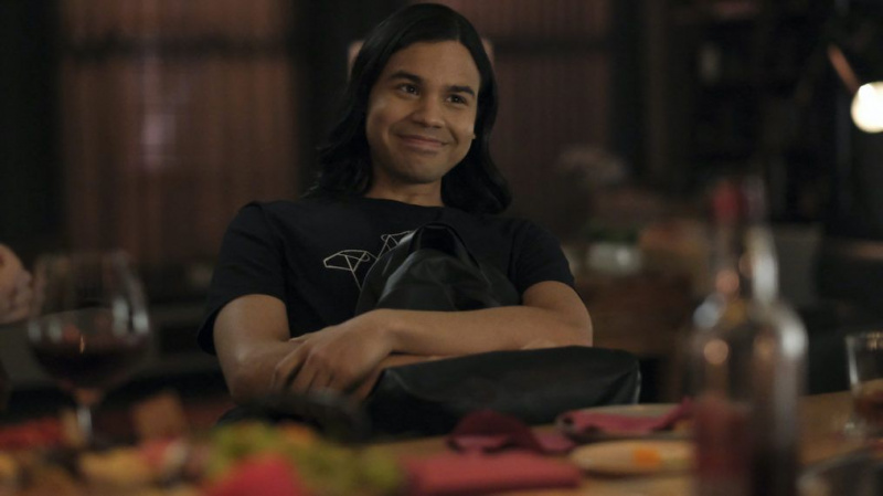'The Flash': Carlos Valdes ser tillbaka på sitt lopp och 'Earned' Goodbye som Cisco