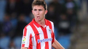 Bitva Arsenalu a Man Utd o Laporte, odchod pro Januzaje?
