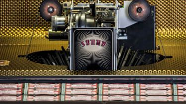 Bohater Jukebox: ręcznie robione maszyny muzyczne Sound Leisure