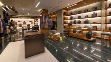 Boutique Zegna se întoarce pe New Bond Street