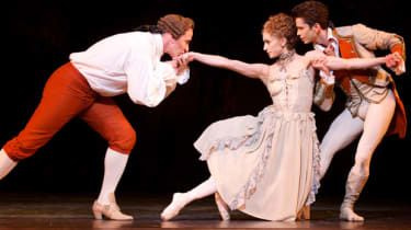 Manon – anmeldelser av «sizzling» Royal Ballet-revival