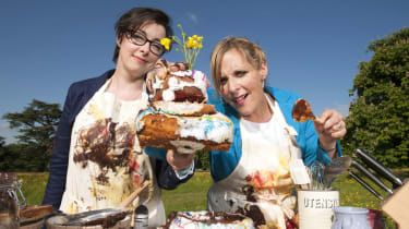 Great British Bake Off hostí Mel a Sue GBBO