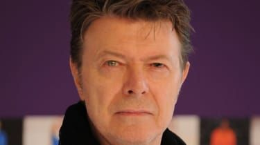 Prehliadka Bowieho! Iman necháva plány vziať si „Ďalší deň“ na cestu