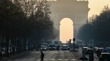 Zákaz benzínových áut vo Francúzsku
