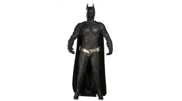 66943_batmans_christian_bale_batsuit_and_cowl_1.jpg