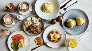 St Pancras Brasserie av Searcys anmeldelse: brunsj som egger