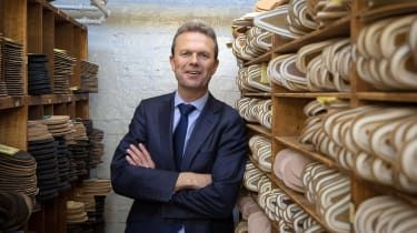 Cheaney & Sons: besikeičiantis brogų verslas