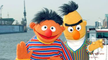 Disputa Sesame Street: Bert și Ernie sunt homosexuali?