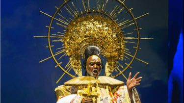 Benvenuto Cellini - recenzie na operu Terryho Gilliama 'madcap'