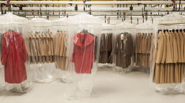 Max Mara: uno sguardo all'interno della manifattura dell'iconico brand