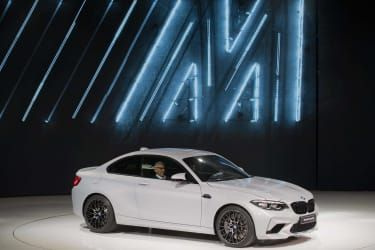 Noul competiție BMW M2 este prezentat în timpul unei conferințe de presă la Salonul Auto de la Beijing din Beijing, pe 25 aprilie 2018. - Producătorii auto mondiali și-au prezentat cele mai recente modele electrice și SUV la Beiji