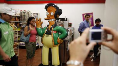 Ist Apu rassistisch? Hank Azaria, Synchronsprecher der Simpsons, ist 'glücklich, zur Seite zu treten'