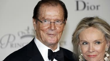 Roger Moore: Dziesięć rzeczy, których nie wiedziałeś o gwieździe Bonda