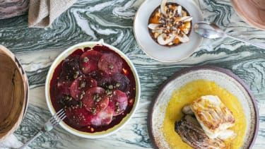 Finish & Feast przedstawia Musette autorstwa Toma Aikens