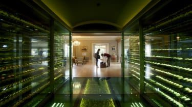 The Vineyard Hotel and Spa anmeldelse: Vin, spis og vin litt til