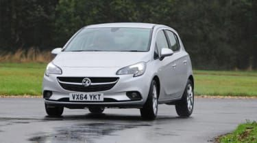 Хечбек Vauxhall Corsa: добре изграден, с висококачествено покритие