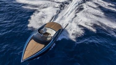 Sails Talk: Aston Martin dezvăluie nirvana nautică AM37