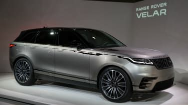 Range_Rover_Velar_at_Genewa_2017