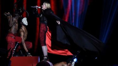 Brit Awards 2015: geriausi ir blogiausi kūriniai