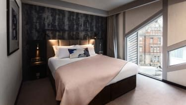 Sypialnia w hotelu Montcalm East