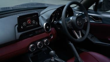 Ediția specială Mazda MX-5 R-Sport este nouă pentru 2020