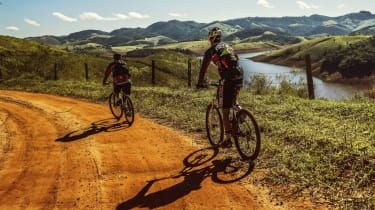 Vacanțe cu bicicleta: explorați lumea pe două roți