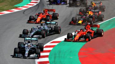 Mercedes, Ferrari și Red Bull concurează în timpul Marelui Premiu al Spaniei F1 din 2019