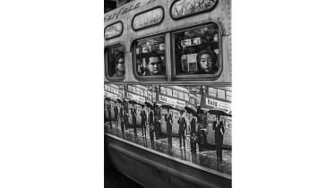 clarryfink_8thstcrosstownbusnyc_11-6515.jpg