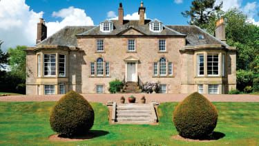 928-prop-tw-cairnbank-house.jpg