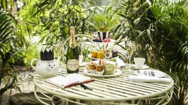 Prišla jar, keď Sanderson Hotel oslavuje Chelsea Flower Show