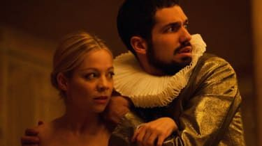 'Tis Pity She's a Whore - recensioner av 'glittrande' väckelse