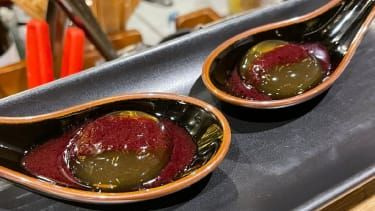 Miso mochi cu sirop de crizantemă