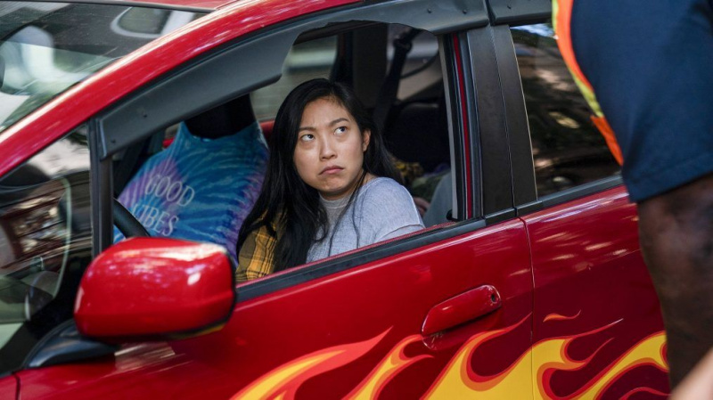 Verdt å se på: 'Awkwafina' på Comedy Central, en fridag på 'kriminelle tanker', 'Guest Star Bonanza på' Modern Family '