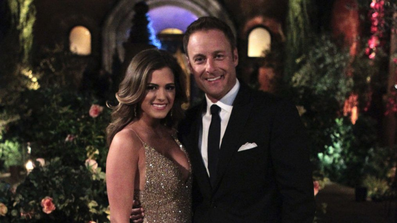 JoJo Fletcher заменя Крис Харисън ергенски домакин