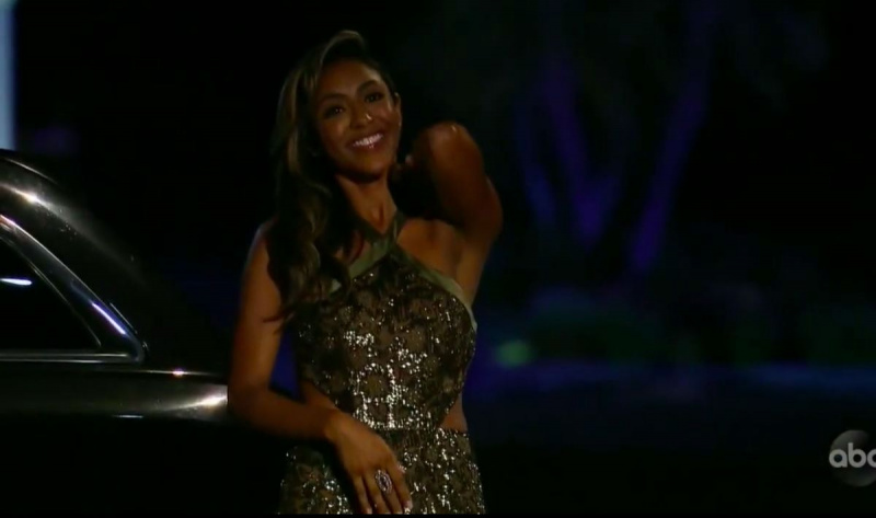 Tayshia Adams Bachelorette Episodio 4