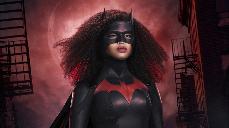 Se Javicia Leslie kliva in i den nya 'Batwoman' -dräkten i första titt (FOTO)