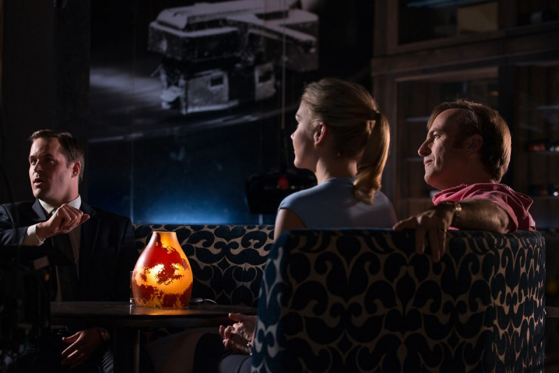 Kyle Bornheimer Ruf lieber Saul Ken an