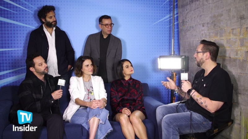 „Didžioji burna“ aktoriai pasakoja apie tai, kaip „Raunchy“ šou yra „didesnis nei tiesiog komedija“ (VIDEO)